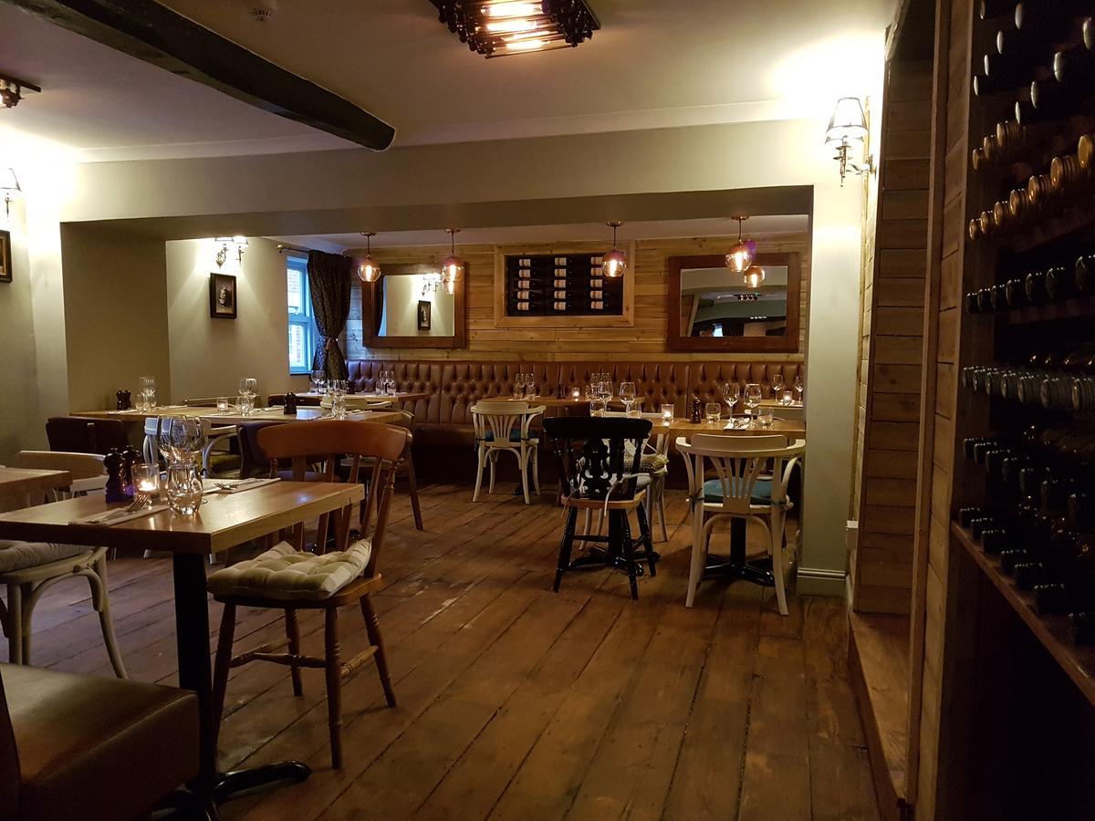 The Angel Inn Warminster Zewnętrze zdjęcie